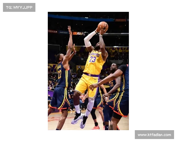 NBA爆笑时刻:众巨星联袂出演“假摔” NBA爆笑时刻:众巨星联袂出演“假摔”